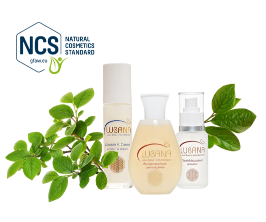 LUBANA Sensitive Balance – Reinigungsschaum, Gesichtswasser & Vitamin-E Gesichtscreme (3er-Set)